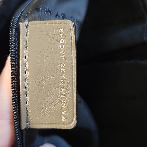 Marc by Marc Jacobs - Picture 5 of 9